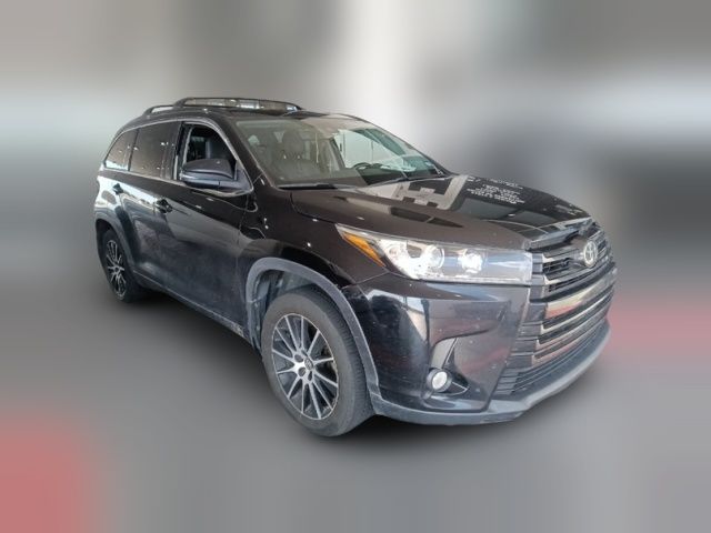 2018 Toyota Highlander SE