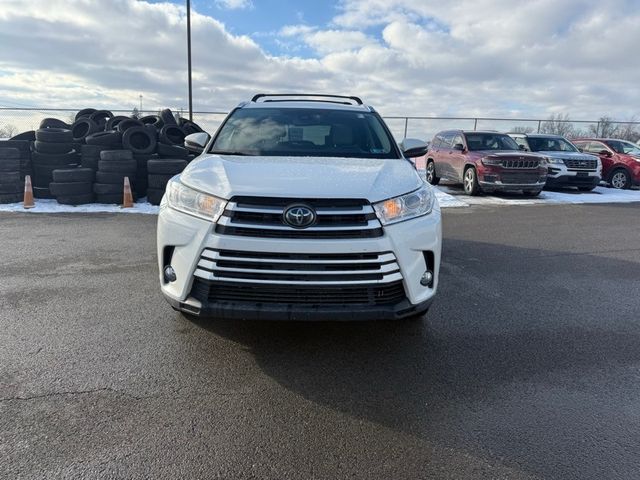 2018 Toyota Highlander SE