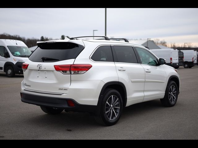 2018 Toyota Highlander SE