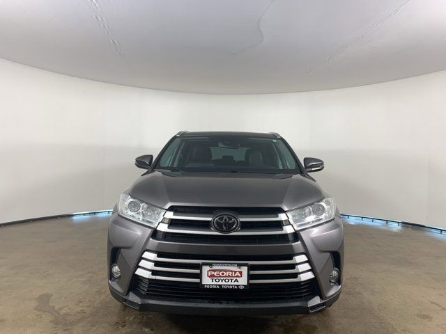 2018 Toyota Highlander SE