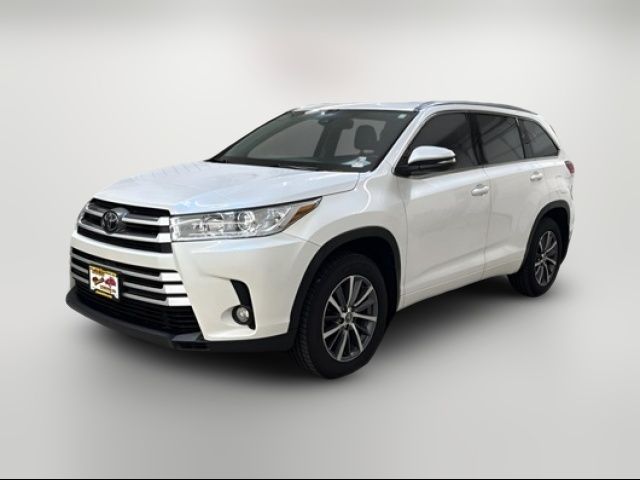 2018 Toyota Highlander SE