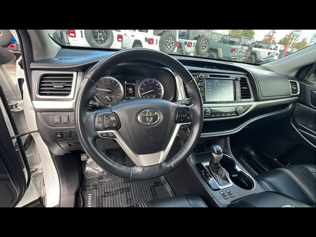 2018 Toyota Highlander SE