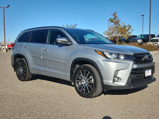 2018 Toyota Highlander SE