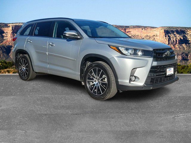 2018 Toyota Highlander SE