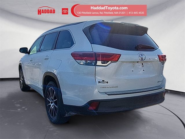 2018 Toyota Highlander SE