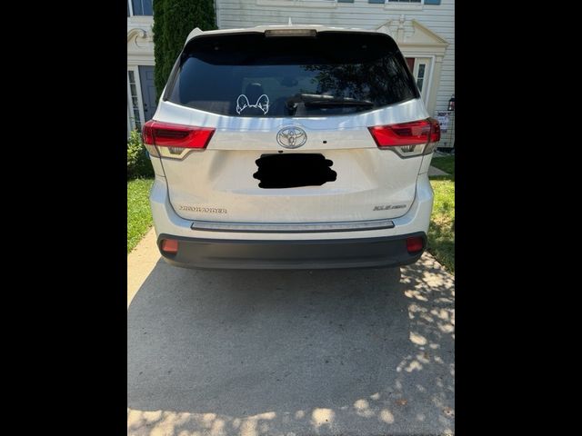 2018 Toyota Highlander SE