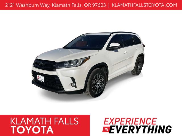 2018 Toyota Highlander SE