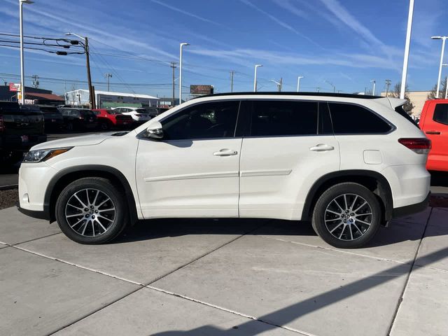 2018 Toyota Highlander SE