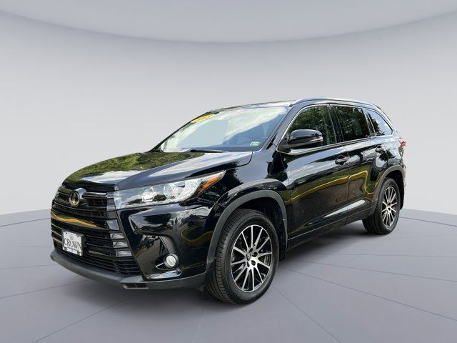 2018 Toyota Highlander SE