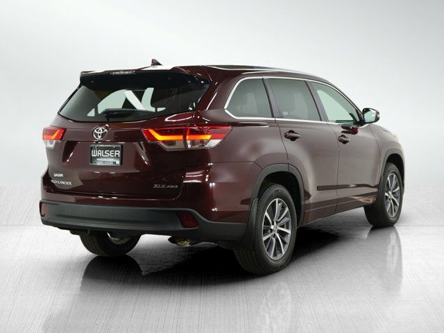 2018 Toyota Highlander SE