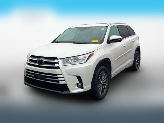 2018 Toyota Highlander SE