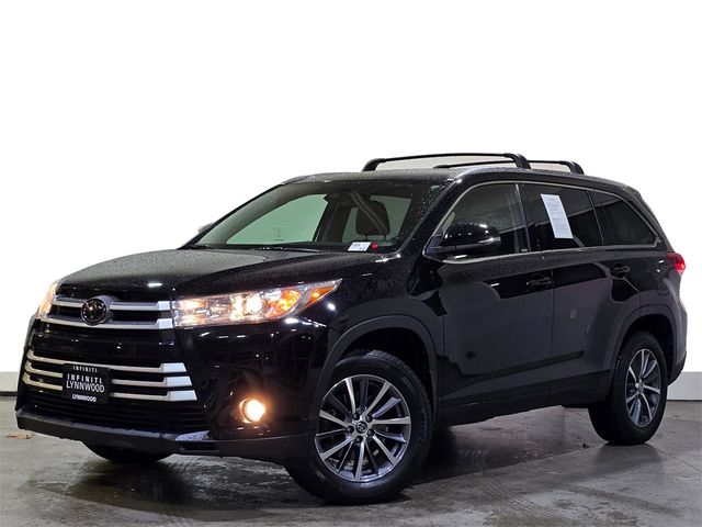 2018 Toyota Highlander SE