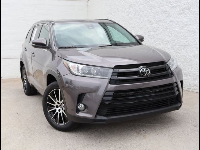 2018 Toyota Highlander SE