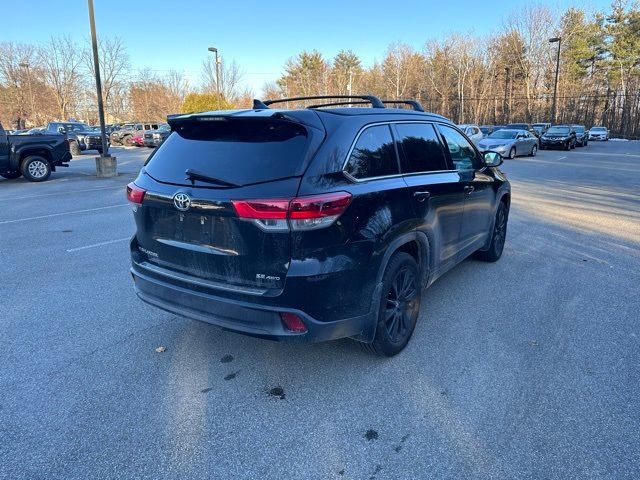 2018 Toyota Highlander SE