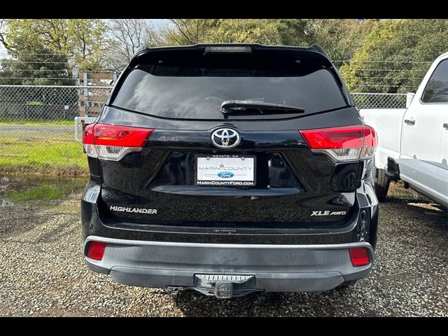 2018 Toyota Highlander SE
