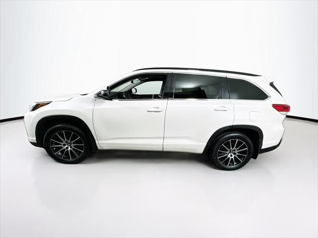 2018 Toyota Highlander SE