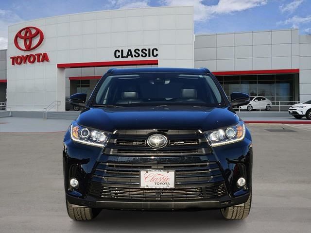 2018 Toyota Highlander SE