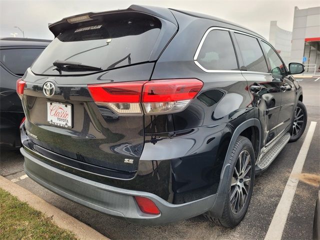 2018 Toyota Highlander SE