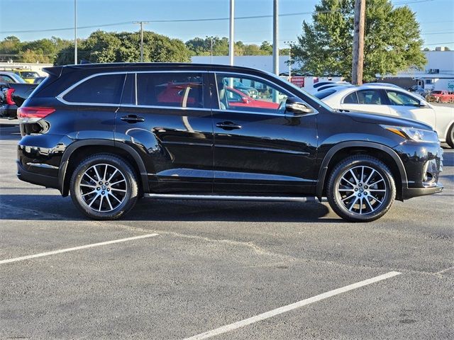 2018 Toyota Highlander SE