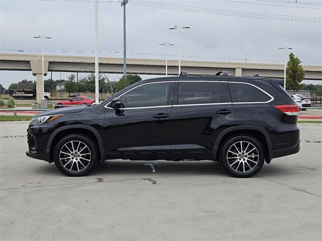 2018 Toyota Highlander SE