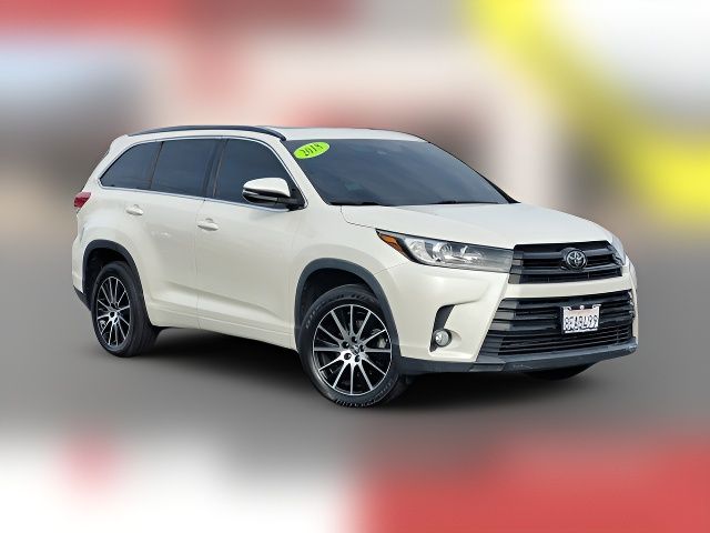 2018 Toyota Highlander SE