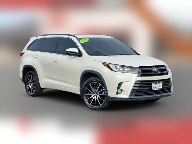 2018 Toyota Highlander SE