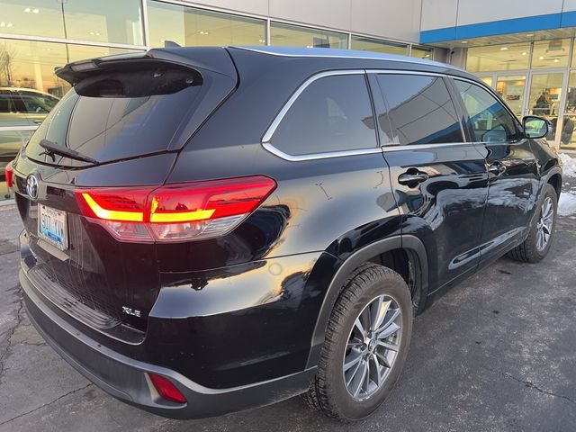 2018 Toyota Highlander SE