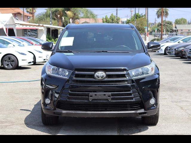 2018 Toyota Highlander SE