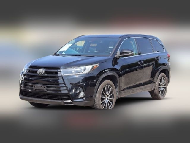 2018 Toyota Highlander SE