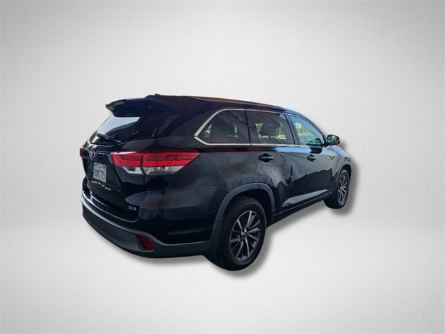 2018 Toyota Highlander SE