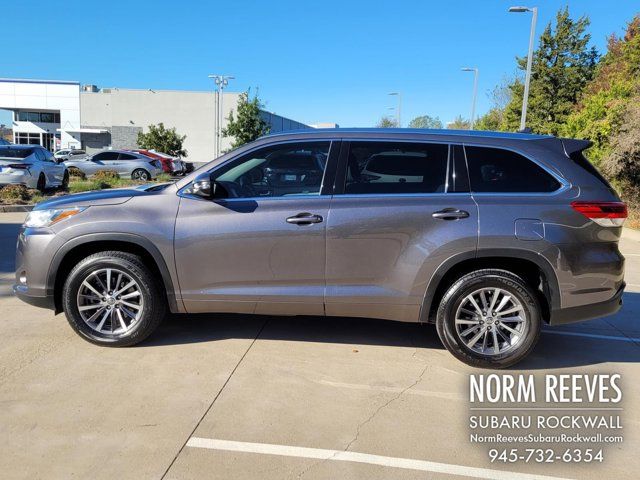 2018 Toyota Highlander SE