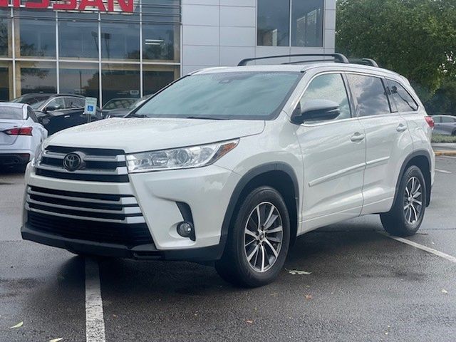 2018 Toyota Highlander SE