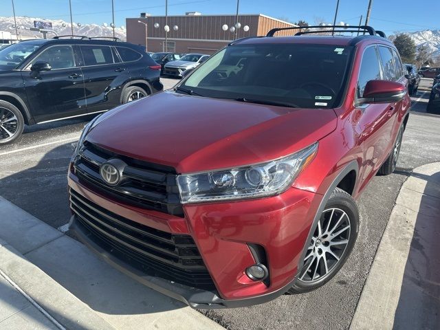 2018 Toyota Highlander SE