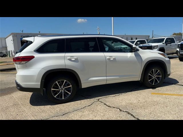 2018 Toyota Highlander SE