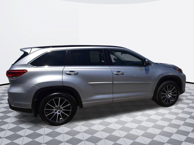 2018 Toyota Highlander SE