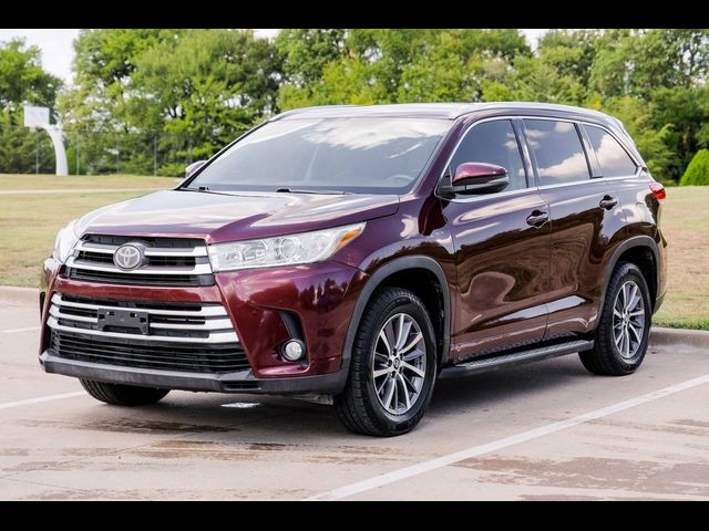 2018 Toyota Highlander SE