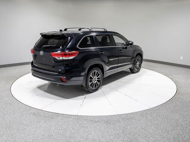 2018 Toyota Highlander SE