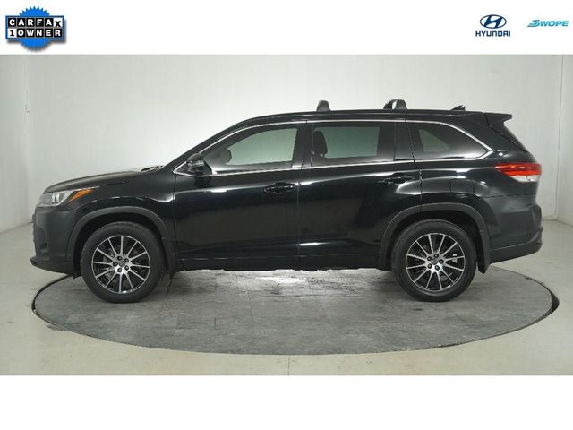 2018 Toyota Highlander SE