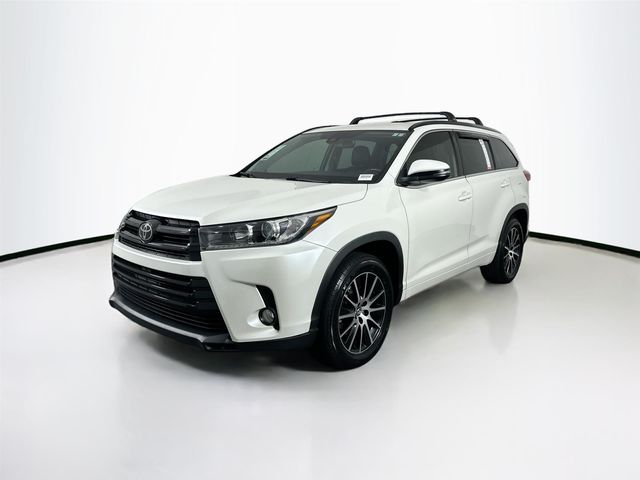 2018 Toyota Highlander SE