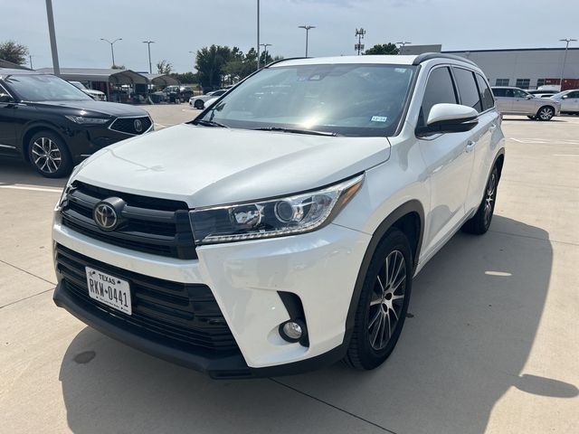 2018 Toyota Highlander SE