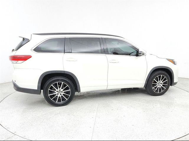 2018 Toyota Highlander SE