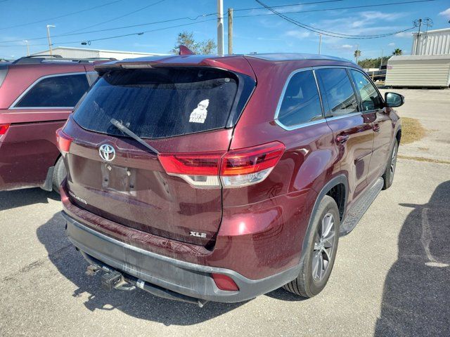 2018 Toyota Highlander SE