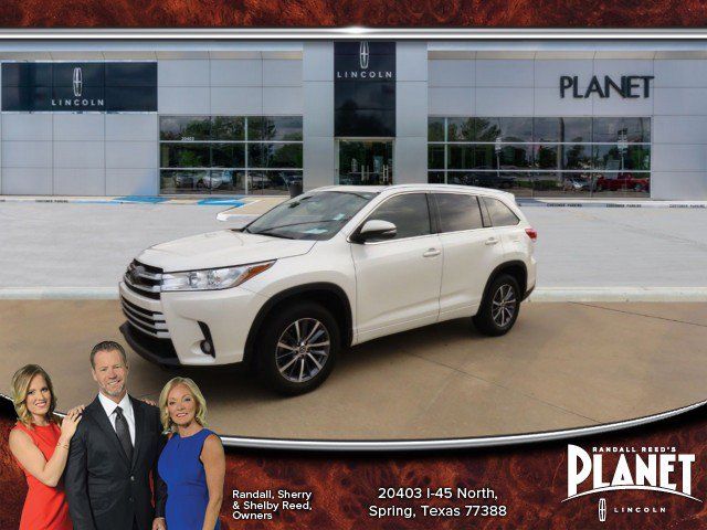 2018 Toyota Highlander SE