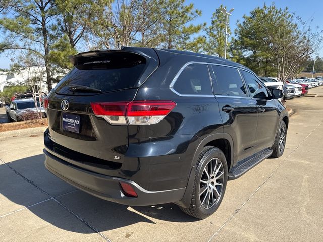 2018 Toyota Highlander SE