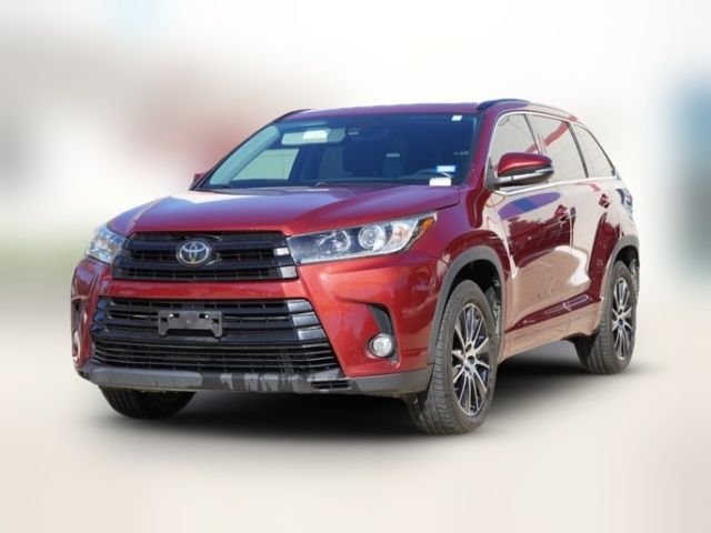 2018 Toyota Highlander SE