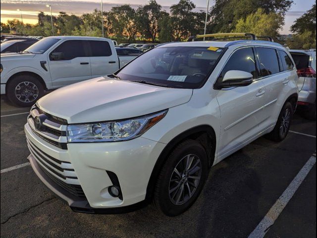 2018 Toyota Highlander SE