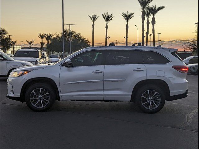 2018 Toyota Highlander SE