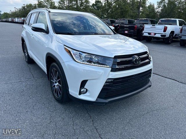 2018 Toyota Highlander SE