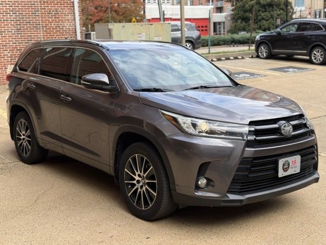 2018 Toyota Highlander SE