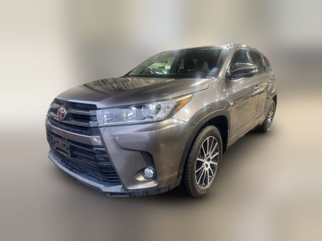 2018 Toyota Highlander SE